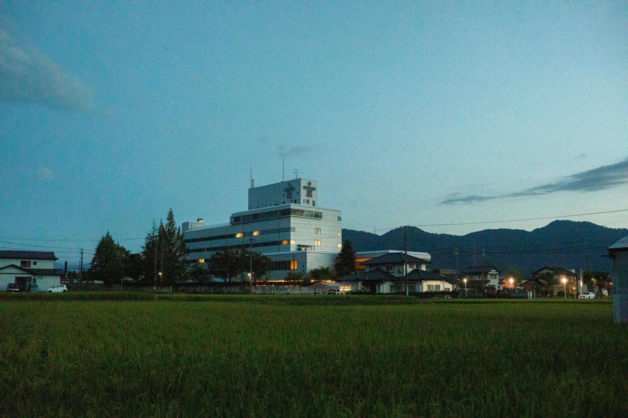 Katsuyama New Hotel Bagian luar foto