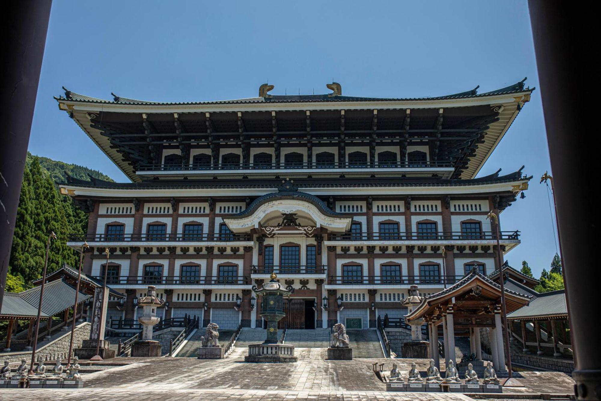 Katsuyama New Hotel Bagian luar foto